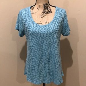 **LAST CHANCE** LuLaRoe Classic Tee